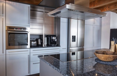 Rettenberg Apartment | Panoramic Mountain View Loft with Pool and Family Amenities