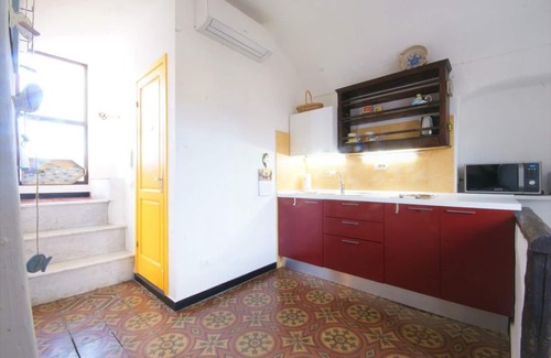 Costarainera Apartment | Seaside Loft with Terrace and Family-Friendly Amenities
