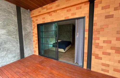 Phlabphla Hotel | Family-Friendly Loft122 Hotel with Great Guest Reviews