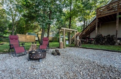 Mount Juliet Apartment | Lake View Apartment with Full Kitchen & King Bed