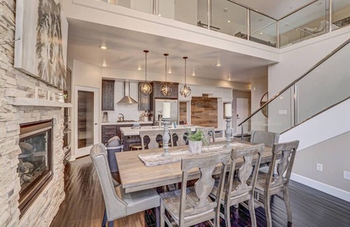Brian Head Apartment | Lofts 7 C: Guest Rated 10/10 with Spa and Hot Tub Access