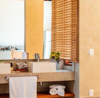 Tiradentes Ski Chalet | Relaxing Getaway at Lofts Villa Gratiam with Hot Tub
