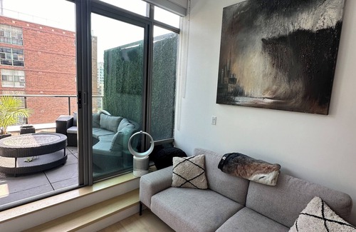 Fort York Condo | Lofty Living Downtown Toronto
