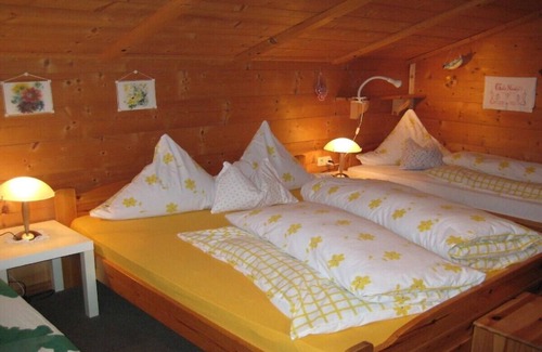 Kleinarl Cabin | Cozy Log Cabin in Kleinarl: Family-Friendly & Central