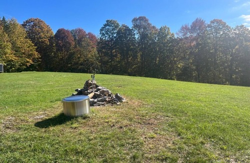 Chelsea Cabin | Cozy Log Cabin Getaway with Pet-Friendly Amenities