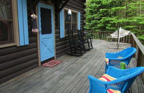 Southwest Harbor Cabin | Cozy Log Cabin with Oceanfront Views on Mt. Desert Island
