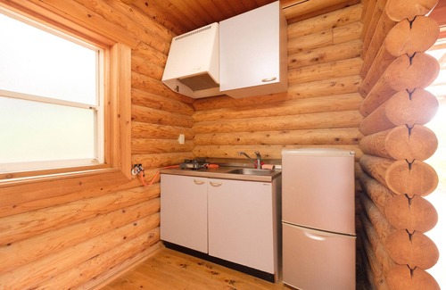 Yufu Cabin | Cozy Log Cabin Kinoko No Sato with Kitchen & Family-Friendly Amenities
