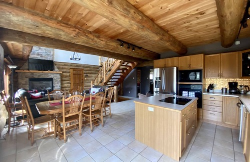 Tyendinaga House | Inviting Log Cabin on Salmon River with Family-Friendly Amenities