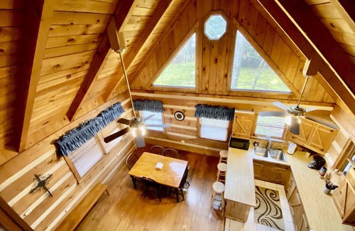 Townsend Cabin | Inviting Cabin Steps from Cades Cove with Scenic Views