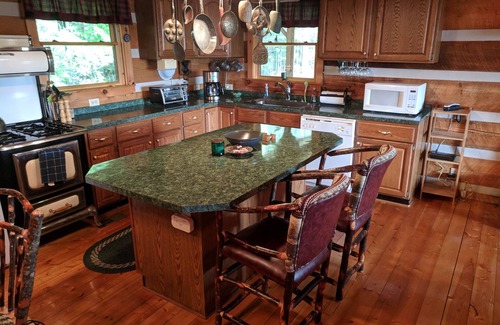 Hays Cabin | Scenic Log Cabin with Breathtaking Views & Pet-Friendly Stay