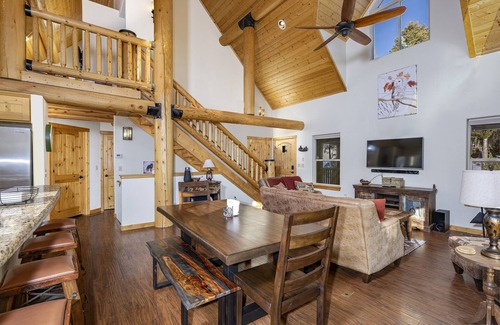 Angel Fire House | Idyllic Log Cabin with Hot Tub, Private Deck & Scenic Views