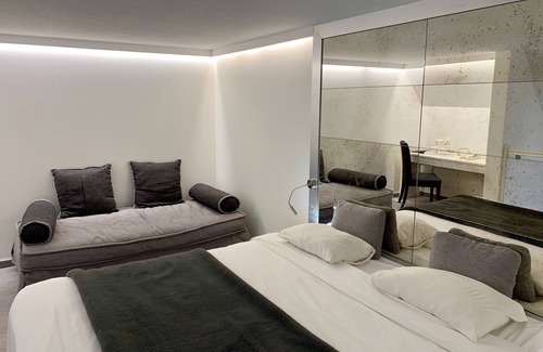Villedieu-les-Poeles Hotel | Enjoy Relaxing Stays at Logis Hôtel Restaurant Le Fruitier