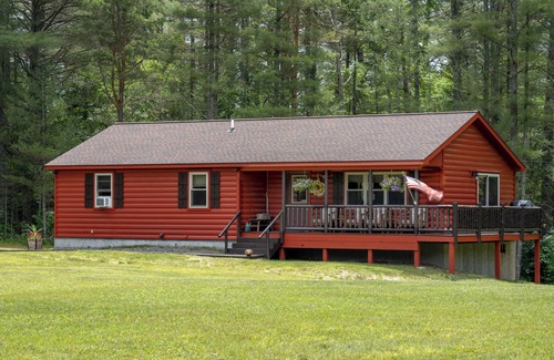 Ray Brook House | Log Haven: Pet-Friendly 3 Bedroom Cabin with Media Room