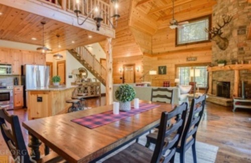 Lincolnton House | Family Retreat at Log Home Clarks Hill Lake - 10/10 Rating