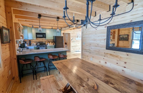 Mount Sunapee House | Idyllic Log Home with Mt Sunapee Views & Pool Access