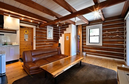Shima House | Ocean View Log House at Shima - Guest Rated 9.4/10