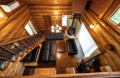 Nasu House | Cozy Log House in Nature with BBQ Grill & Pet-Friendly Stay