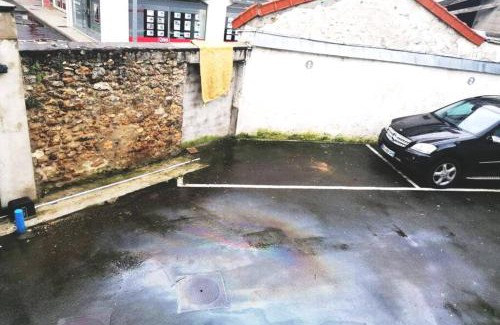 Longjumeau Apartment | Convenient Stay 25 Minutes from Paris with Parking