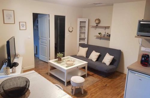 Brive-la-Gaillarde Apartment | Comfortable Stay in Brive: Family & Pet Friendly Amenities