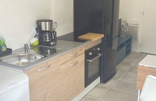 Sollies Pont House | Top-Rated Accommodation in Sollies Pont for Families