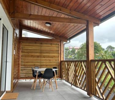 Sainte-Rose Apartment | Seaside Escape: Logement Émeraude with Child-Friendly Amenities