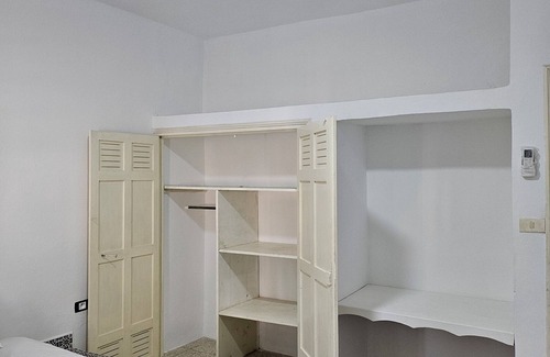 Mezraia Apartment | Renovated 2-Bedroom Stay Near the Beach, Family-Friendly