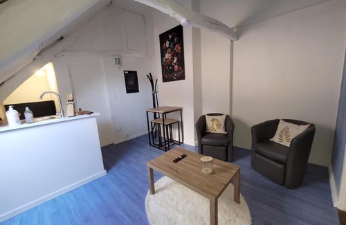 Cormeilles Apartment | Comfortable 2-Room Stay at Au Relais Normand Hotel