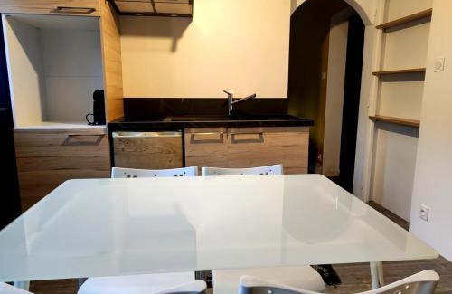 Gueret Apartment | Logement autonome pour 2 personnes au RDC