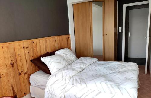Gueret Apartment | Logement autonome pour 2 personnes au RDC