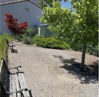 Cahuzac-sur-Vere Apartment | Charming Oceanfront Retreat with Pool – Guest Rated 9.7