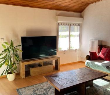 Sauto Apartment | Scenic Stay with Panoramic Views Just 10 Min from Slopes
