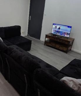 Foix Apartment | Logement entier 120m2 centre Foix -3chambres-2SDB-2wc-Parking gratuit à 1 Minute