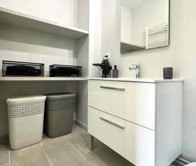Deols Apartment | Logement entier climatisé Grangeroux 5 mn du Centre National de Tirs