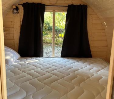 Commequiers Other | Unique Logement Insolite - Highly Rated & Family-Friendly Stay