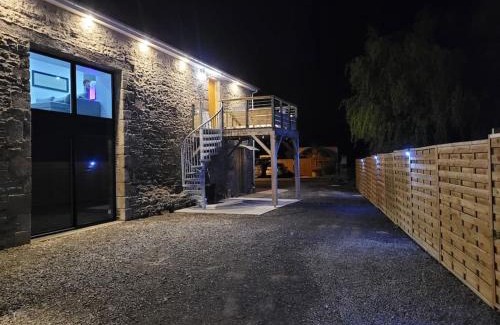 La Croix-Avranchin Apartment | Modern Apt near Mont-Saint-Michel | Rated 9.3/10 & Family-Friendly
