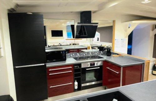 Hastings Apartment | Modern & Central Apartment in Caen – Pet and Child Friendly