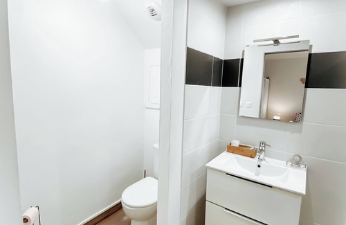 Francescas Apartment | Child-Friendly Getaway at Logement Papillon
