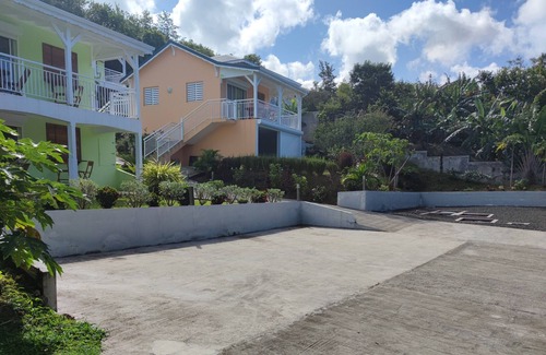 Pointe-Noire Apartment | Logement résidentiel F2 "TOTOBWA" - Vue mer et montagne