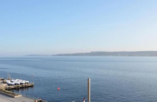 Ueberlingen Apartment | Experience Logenplatz am See: 4-Star Lakeside Retreat