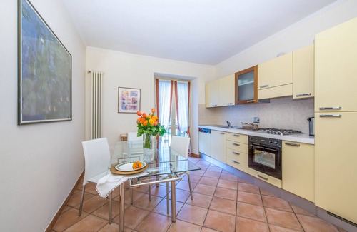 Historic Centre House | Highly Rated Loger Confort Residence & Apartments Stay