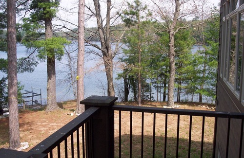 Townsend Cabin | Serene Loggerspointe Archibald Lake Retreat Near National Forest