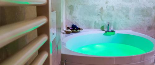Sasso Barisano House | Guest Rated 9.7: Loggia delle stelle with Hot Tub Access