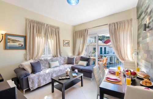 Longos Apartment | Elegant Loggos Panoramic Views Electra for Families