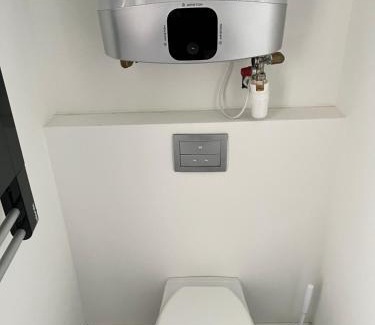 Ploermel Apartment | Inviting Logia 2: Pet-Friendly Retreat with Breakfast