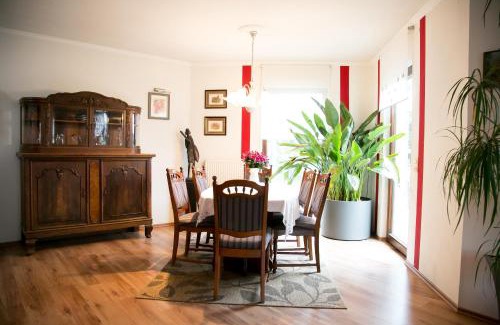 Dessau-Rosslau House | Top-Rated Logis Am Park: Family-Friendly with Breakfast