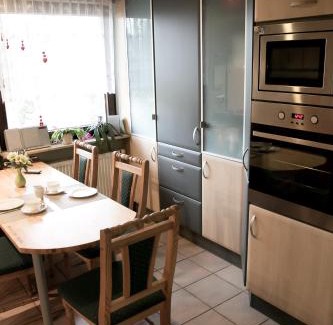 Dessau-Rosslau House | Top-Rated Logis Am Park: Family-Friendly with Breakfast