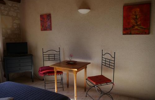 Crissay-sur-Manse House | Idyllic Oceanfront Stay at Logis Auberge de Crissay