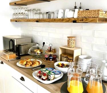 Celles Bed & Breakfast | Oceanfront Escape at Logis de L'Arceau - Rated 9.6/10!