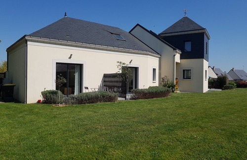 Le Louroux-Beconnais Apartment | Discover Logis de l'Hermitage: Guest Rated 9.8, Ocean View