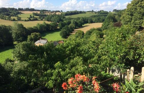 Becherel Bed & Breakfast | Pet-Friendly Getaway at Logis de la Filanderie, Rated 9.3
